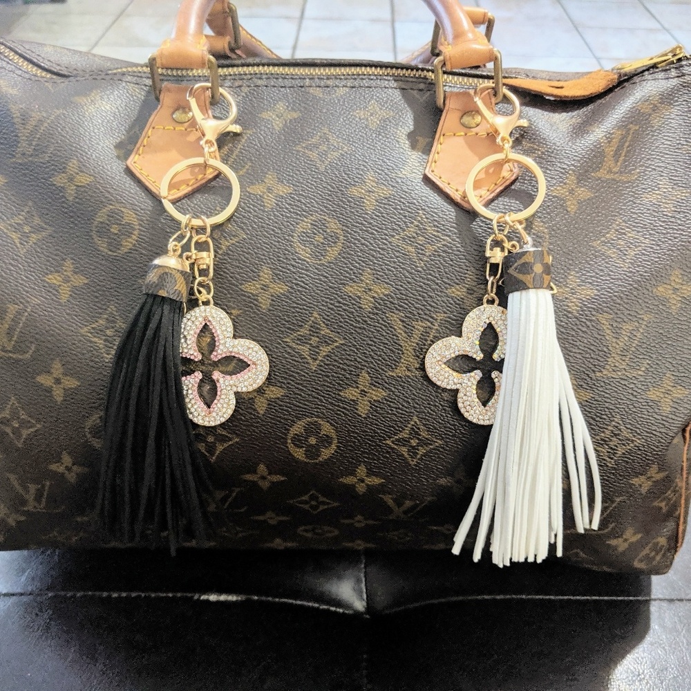 White tassel keychain